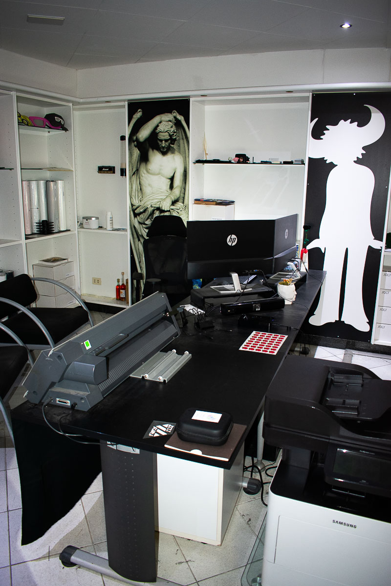 Double D Division - Studio